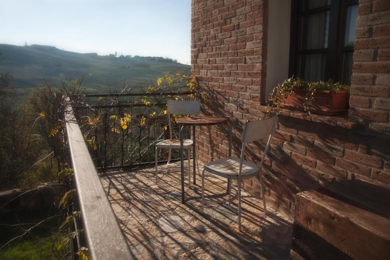 Il Poggio B&B San Damiano al Colle ภายนอก รูปภาพ